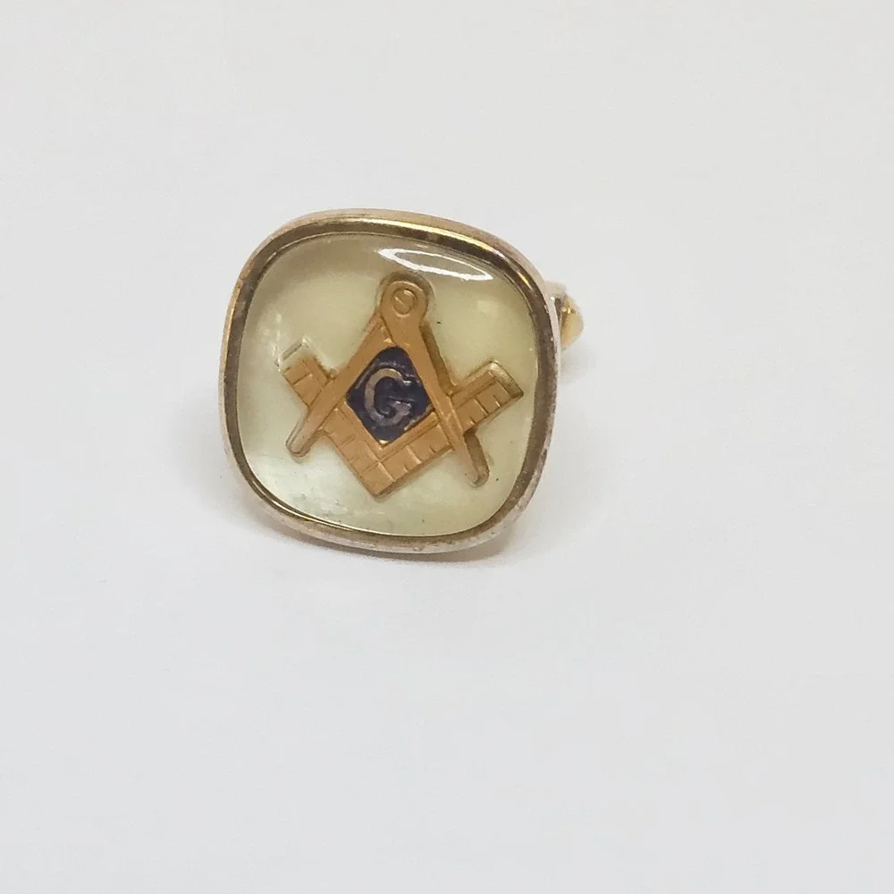 Vintage Anson Masonic Mother of Pearl Gold Tone Single Cufflink G Square Compass